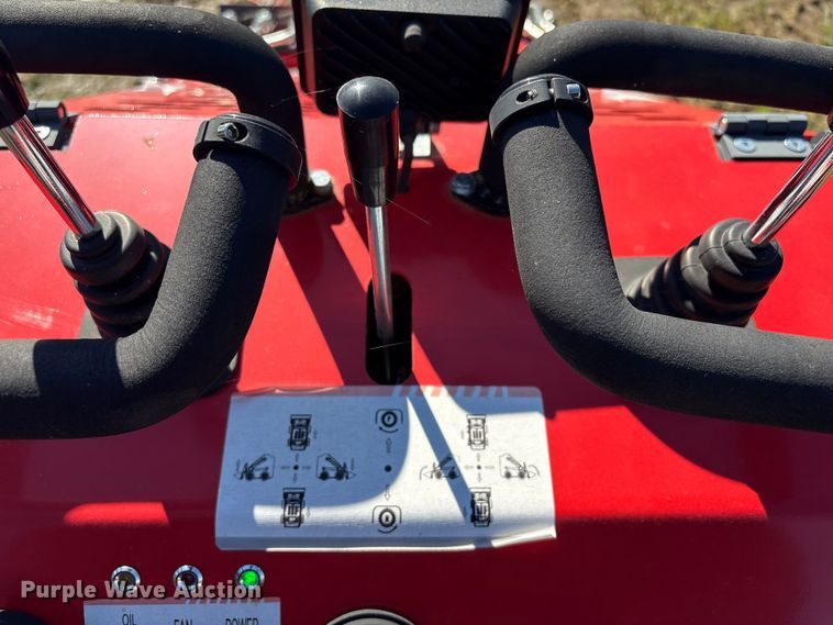 image for item EV2568 2025 AGT YSRT14 compact utility loader