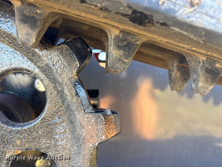 image for item EV2568 2025 AGT YSRT14 compact utility loader