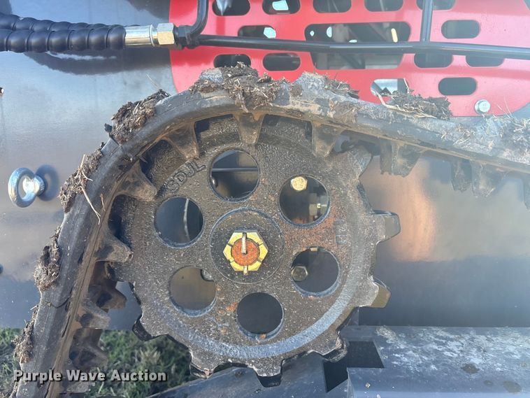 image for item EV2568 2025 AGT YSRT14 compact utility loader