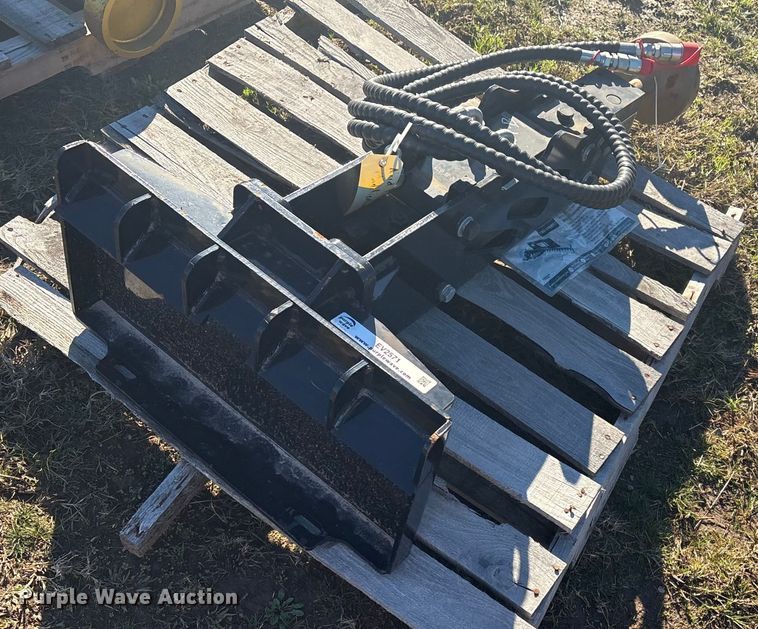 image for item EV2571 2025 GIYI GY-D45 compact utility loader post driver