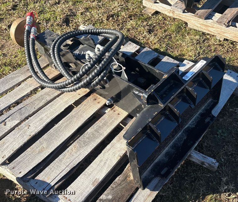 image for item EV2571 2025 GIYI GY-D45 compact utility loader post driver