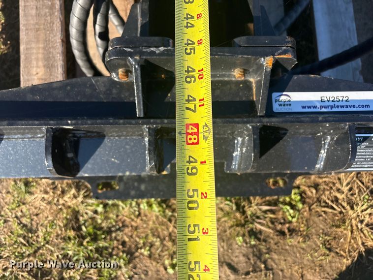 image for item EV2572 2025 GIYI GY-D45 compact utility loader post driver