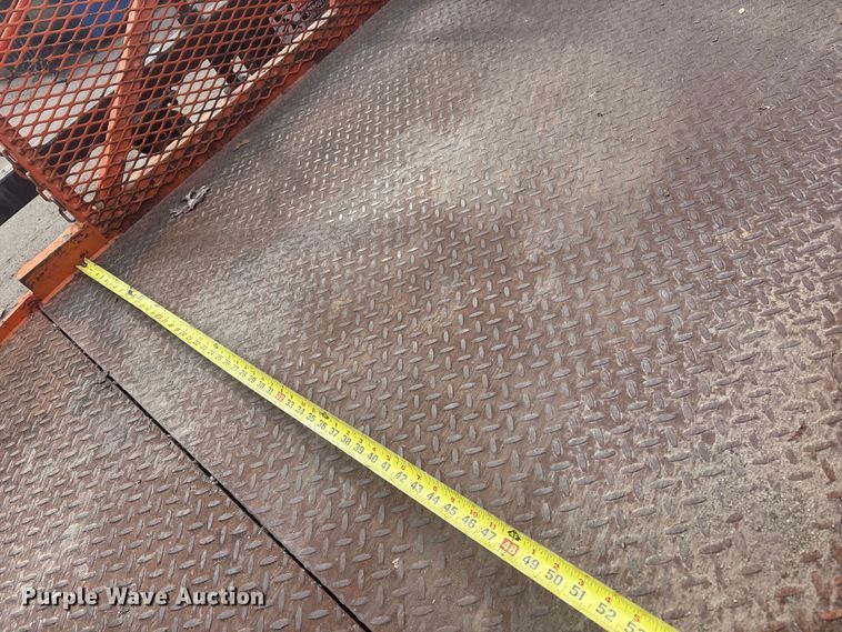 image for item EV2579 Superior Handling Equipment SL500 A loading dock lift