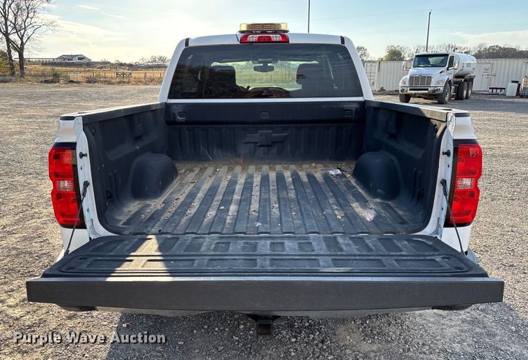 image for item EV3308 2017 Chevrolet Silverado 1500 Crew Cab pickup truck