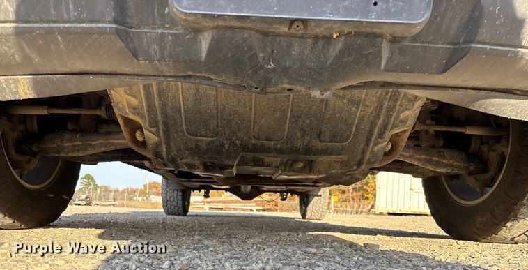 image for item EV3308 2017 Chevrolet Silverado 1500 Crew Cab pickup truck