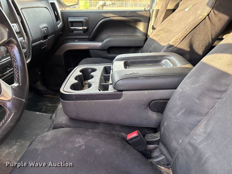 image for item EV3308 2017 Chevrolet Silverado 1500 Crew Cab pickup truck