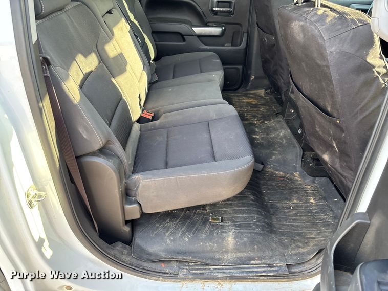 image for item EV3308 2017 Chevrolet Silverado 1500 Crew Cab pickup truck