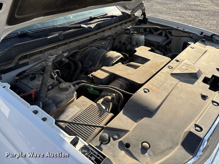 image for item EV3308 2017 Chevrolet Silverado 1500 Crew Cab pickup truck