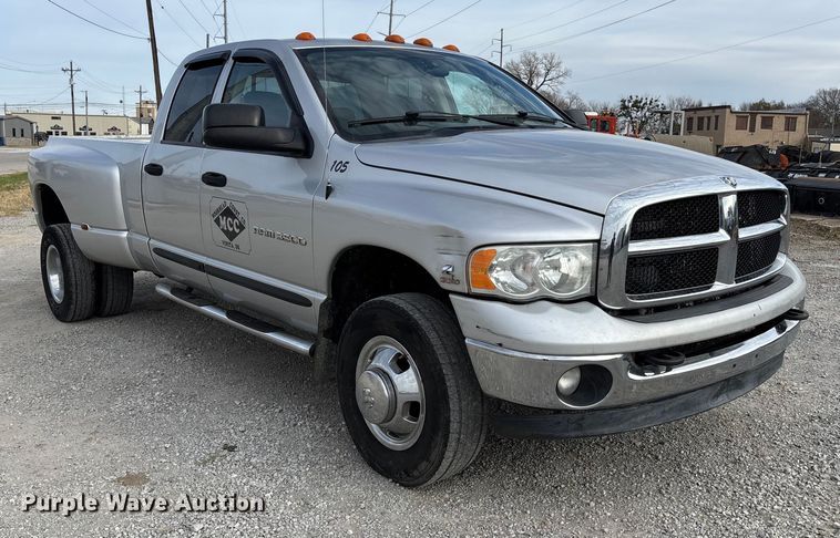 image for item EV3328 2004 Dodge Ram 3500 Quad Cab pickup truck