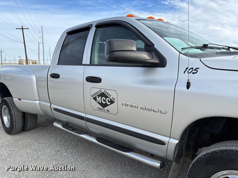 image for item EV3328 2004 Dodge Ram 3500 Quad Cab pickup truck