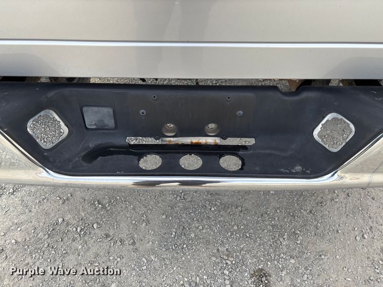 image for item EV3328 2004 Dodge Ram 3500 Quad Cab pickup truck