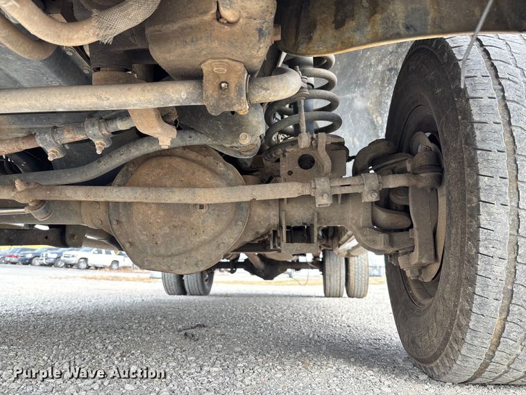 image for item EV3328 2004 Dodge Ram 3500 Quad Cab pickup truck