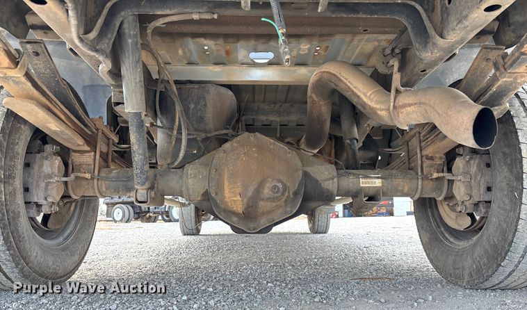 image for item EV3328 2004 Dodge Ram 3500 Quad Cab pickup truck