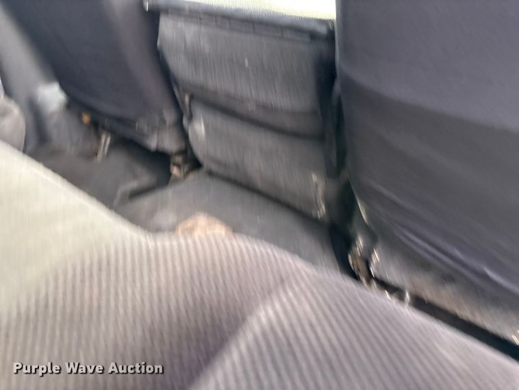 image for item EV3328 2004 Dodge Ram 3500 Quad Cab pickup truck