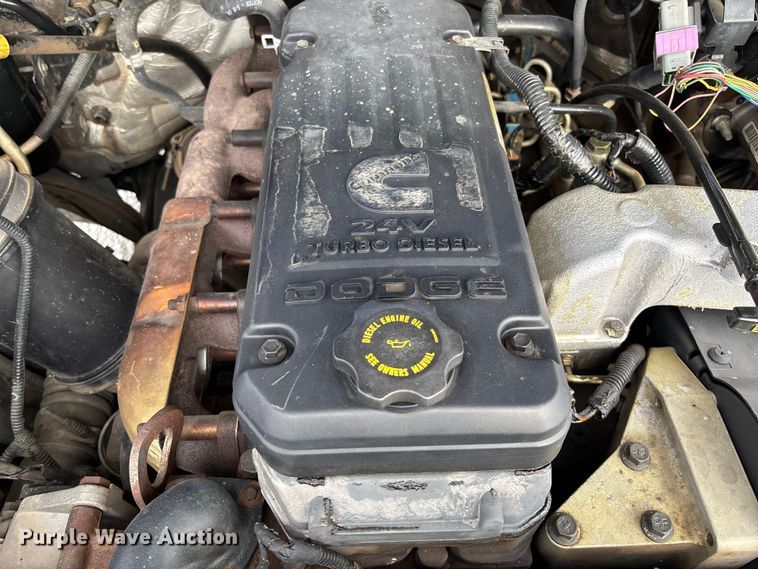 image for item EV3328 2004 Dodge Ram 3500 Quad Cab pickup truck