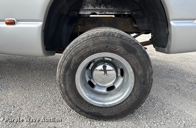 image for item EV3328 2004 Dodge Ram 3500 Quad Cab pickup truck