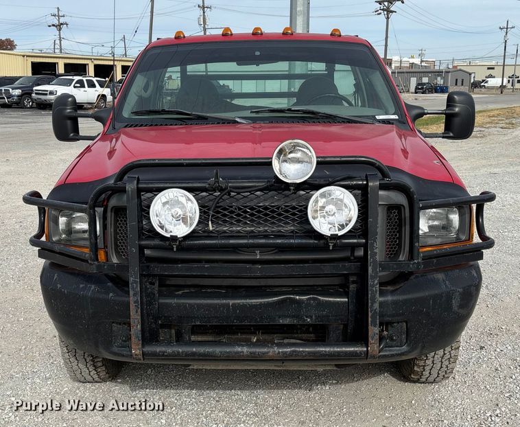 image for item EV3329 2000 Ford F350 XL Super Duty flatbed pickup truck