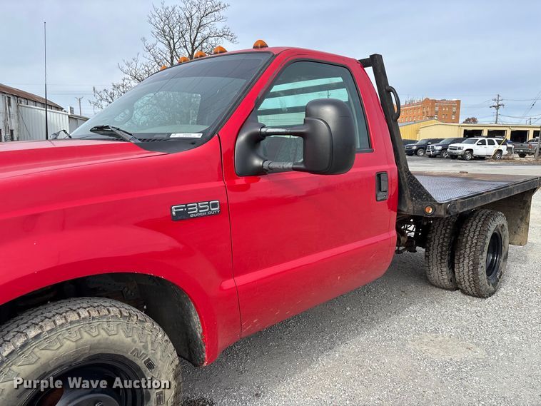 image for item EV3329 2000 Ford F350 XL Super Duty flatbed pickup truck