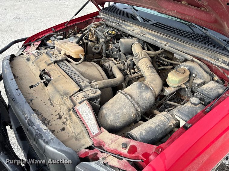 image for item EV3329 2000 Ford F350 XL Super Duty flatbed pickup truck