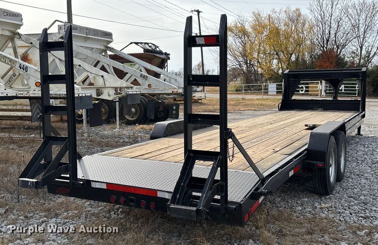 image for item EV3334 2009 Maxey equipment trailer