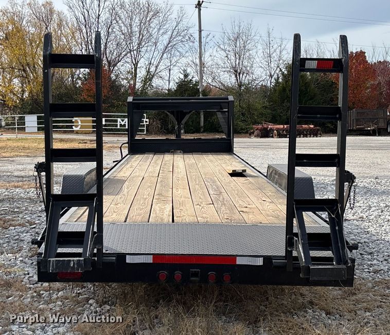 image for item EV3334 2009 Maxey equipment trailer