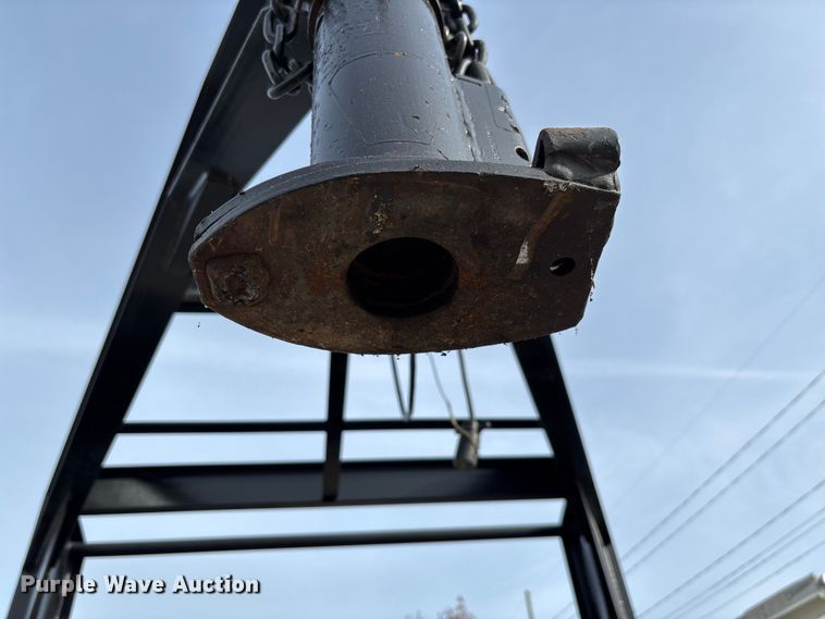 image for item EV3334 2009 Maxey equipment trailer