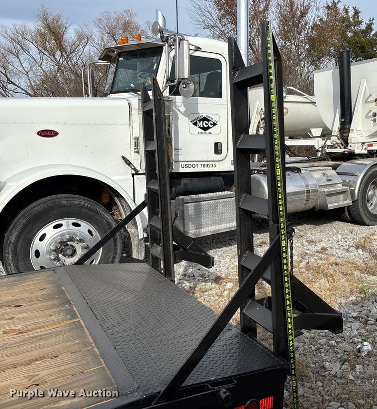 image for item EV3334 2009 Maxey equipment trailer