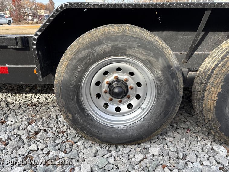 image for item EV3334 2009 Maxey equipment trailer