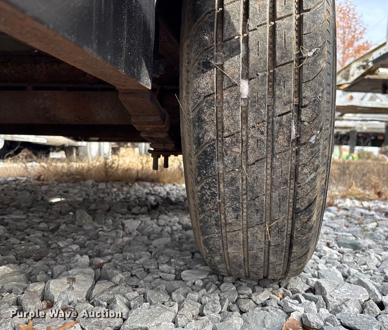 image for item EV3334 2009 Maxey equipment trailer