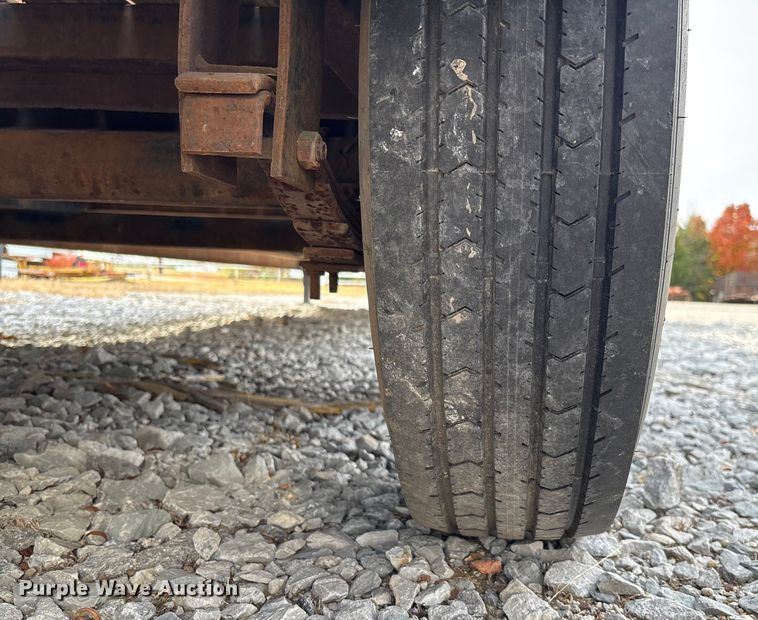 image for item EV3334 2009 Maxey equipment trailer