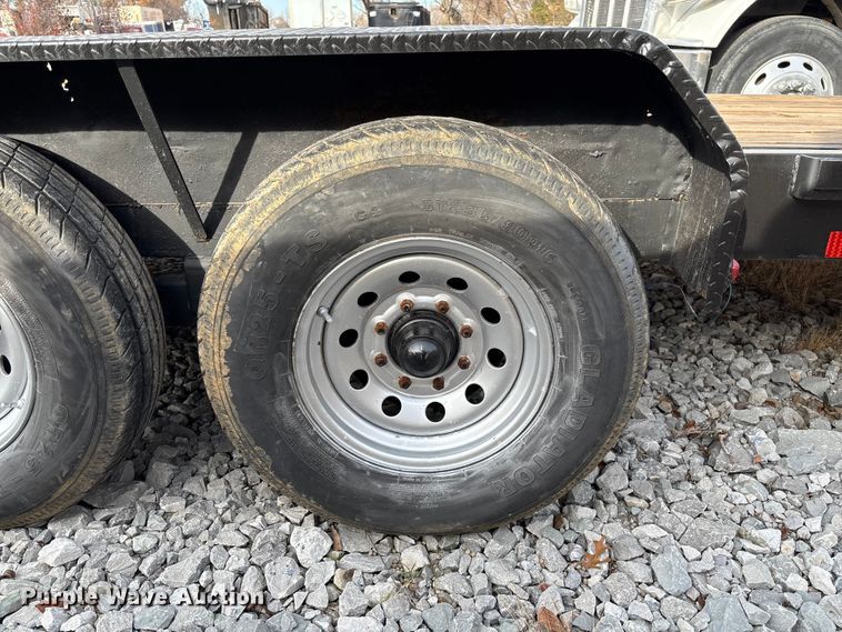 image for item EV3334 2009 Maxey equipment trailer