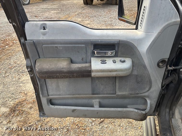 image for item EV3336 2007 Ford F150 XLT Ext. Cab pickup truck