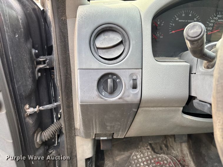 image for item EV3336 2007 Ford F150 XLT Ext. Cab pickup truck