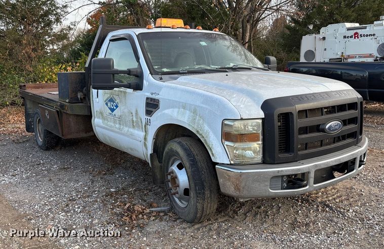 image for item EV3337 2009 Ford F350 XL Super Duty flatbed pickup truck