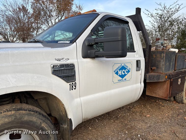 image for item EV3337 2009 Ford F350 XL Super Duty flatbed pickup truck