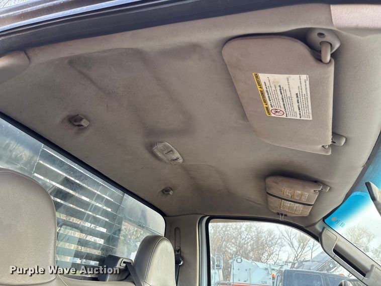 image for item EV3337 2009 Ford F350 XL Super Duty flatbed pickup truck