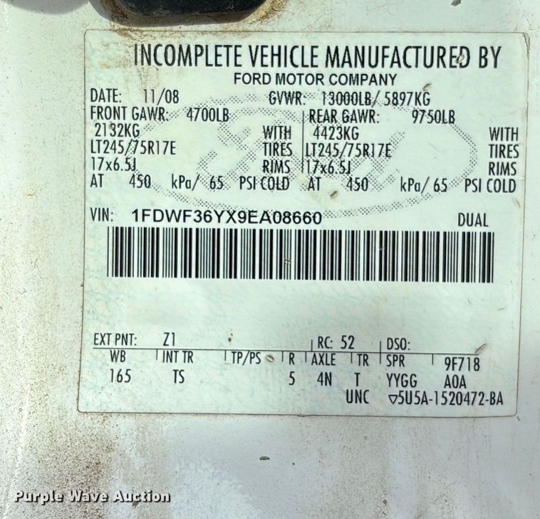 image for item EV3337 2009 Ford F350 XL Super Duty flatbed pickup truck