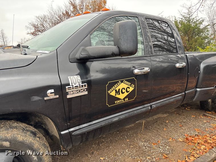 image for item EV3338 2007 Dodge Ram 3500 Quad Cab pickup truck