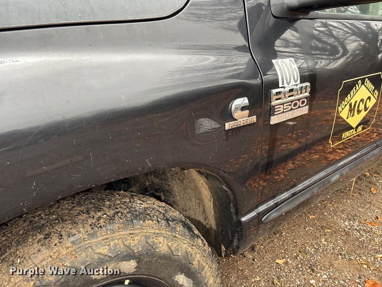 image for item EV3338 2007 Dodge Ram 3500 Quad Cab pickup truck