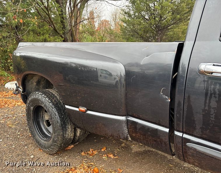 image for item EV3338 2007 Dodge Ram 3500 Quad Cab pickup truck