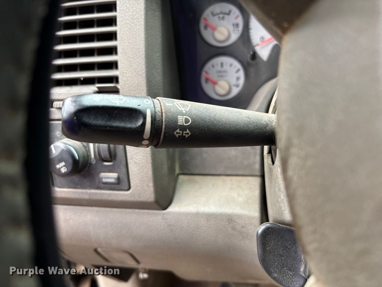 image for item EV3338 2007 Dodge Ram 3500 Quad Cab pickup truck