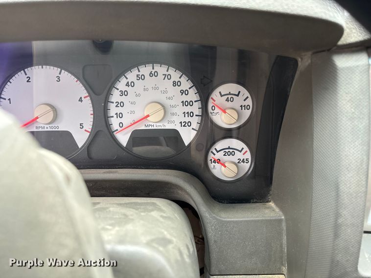 image for item EV3338 2007 Dodge Ram 3500 Quad Cab pickup truck