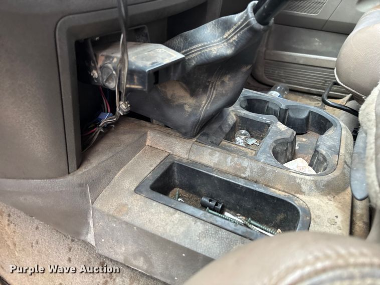 image for item EV3338 2007 Dodge Ram 3500 Quad Cab pickup truck