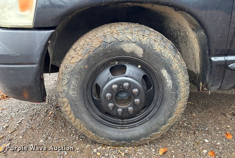 image for item EV3338 2007 Dodge Ram 3500 Quad Cab pickup truck