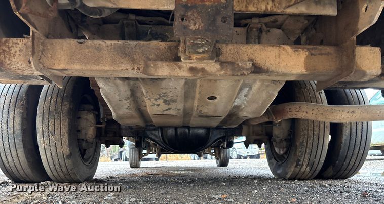 image for item EV3339 2006 Ford F550 XL Super Duty utility / service truck