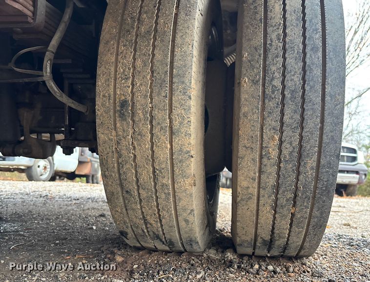 image for item EV3339 2006 Ford F550 XL Super Duty utility / service truck