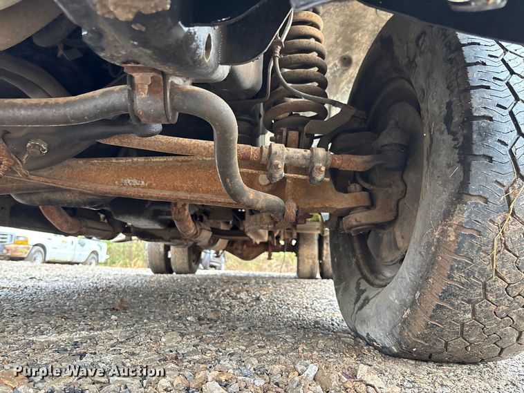 image for item EV3340 2008 Ford F350 XL Super Duty utility bed pickup truck