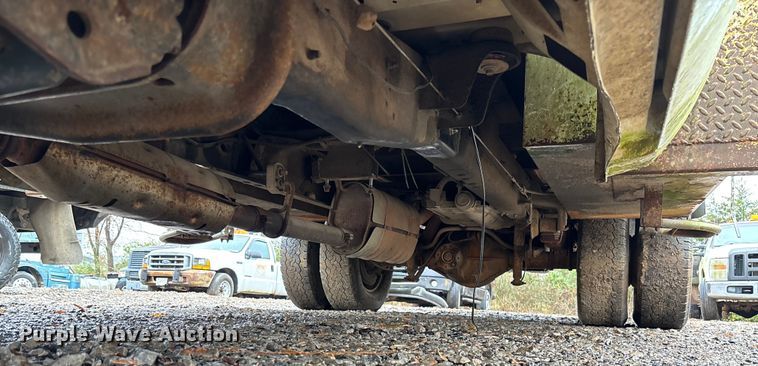 image for item EV3340 2008 Ford F350 XL Super Duty utility bed pickup truck