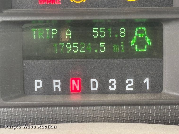 image for item EV3340 2008 Ford F350 XL Super Duty utility bed pickup truck