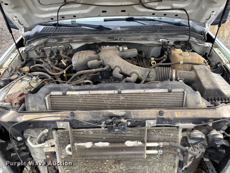 image for item EV3340 2008 Ford F350 XL Super Duty utility bed pickup truck